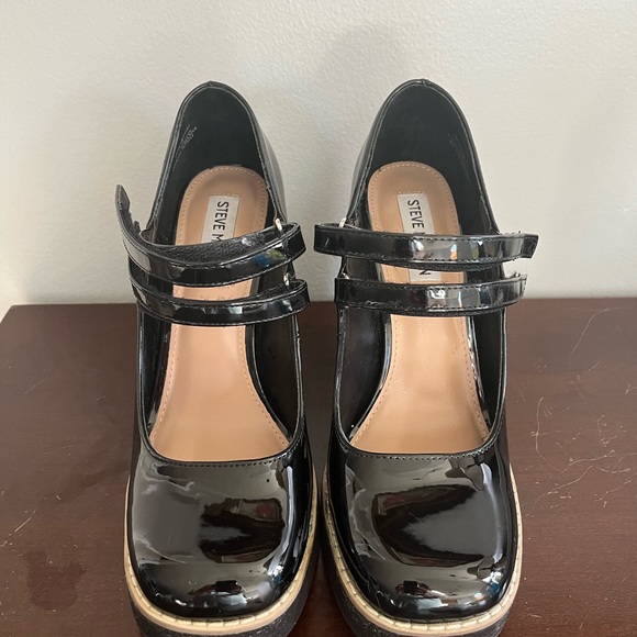 Women's Twice Mary Jane Platform Pumps - Picture 7 of 7